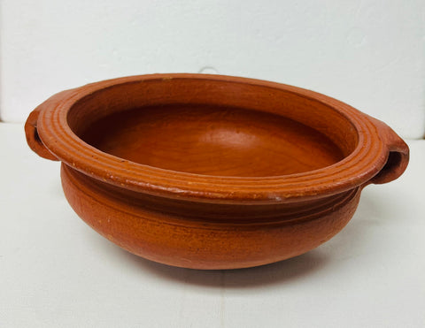 Premium Indian Clay Curry Pot wiith Handle / Red Manchatti (10")